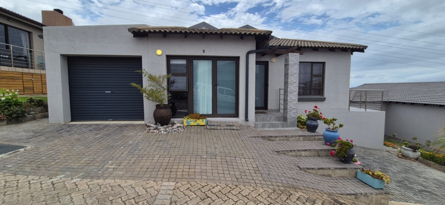 4 Bedroom Property for Sale in Seemeeu Park Western Cape